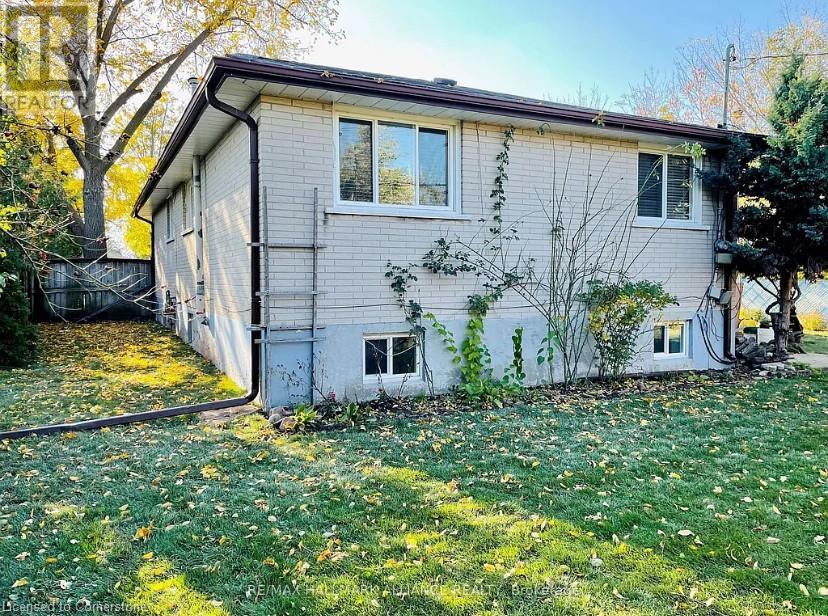 1269 Montclair Drive, Oakville, Ontario  L6H 1Z3 - Photo 2 - 40749592