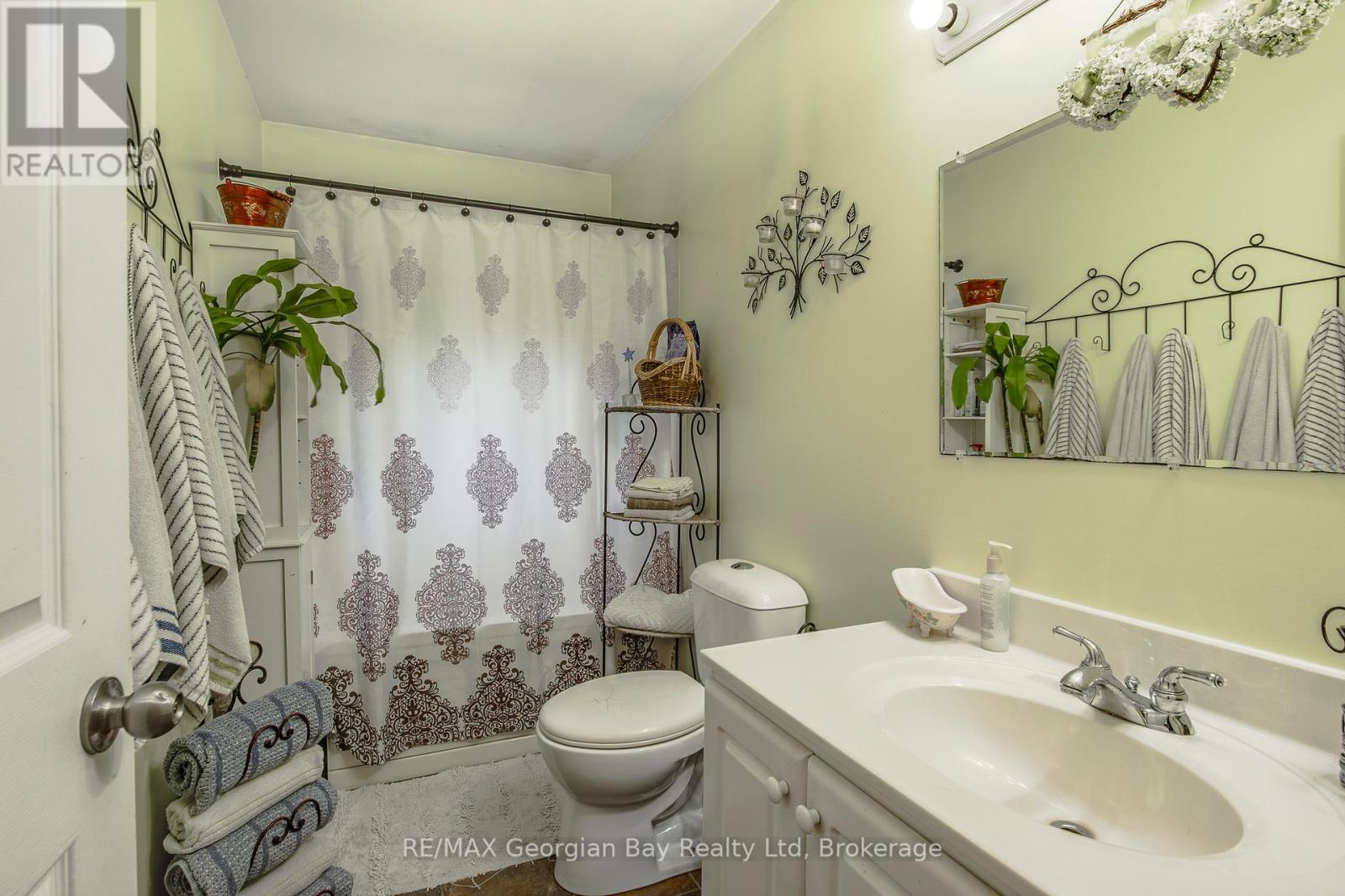 41 Tucson Road, Tiny, Ontario  L9M 0B6 - Photo 15 - S12272981