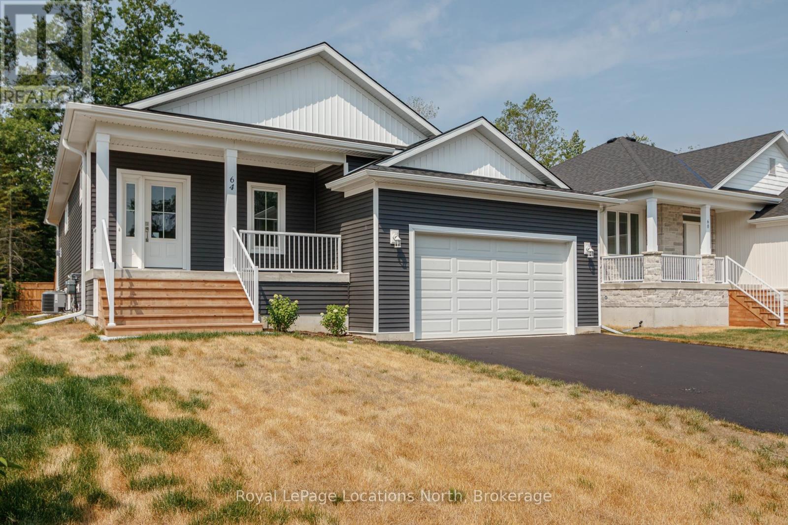 64 52nd Street S, Wasaga Beach, Ontario  L9Z 1W8 - Photo 1 - S12272991