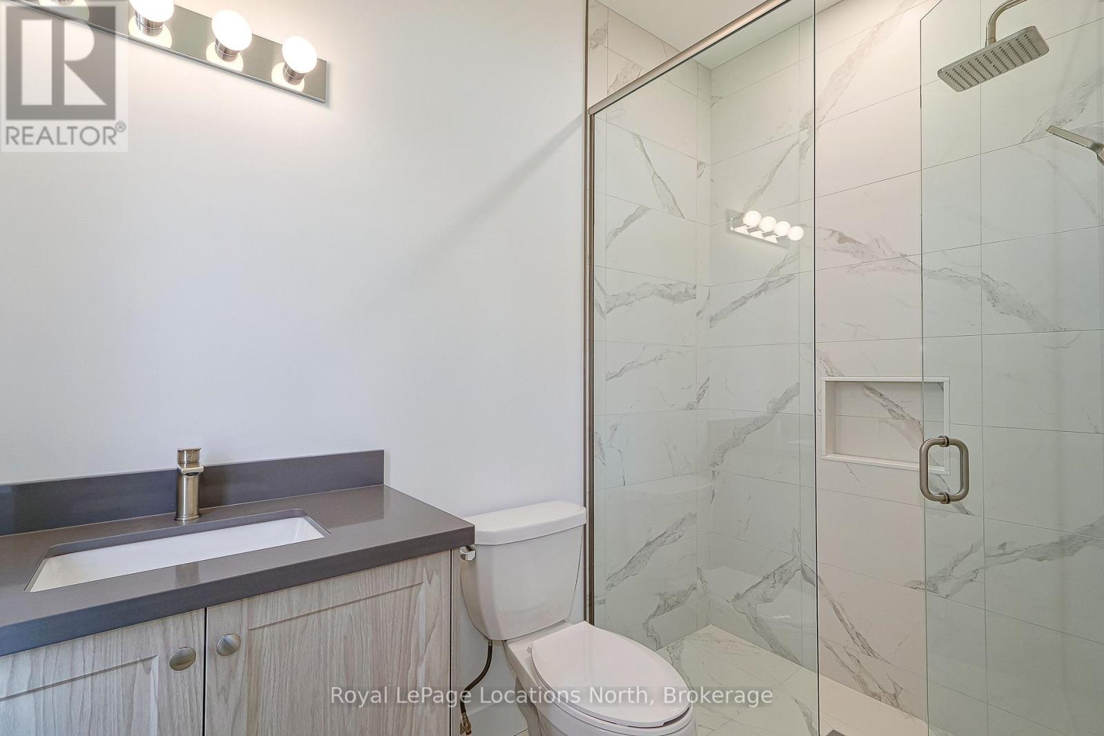 64 52nd Street S, Wasaga Beach, Ontario  L9Z 1W8 - Photo 17 - S12272991