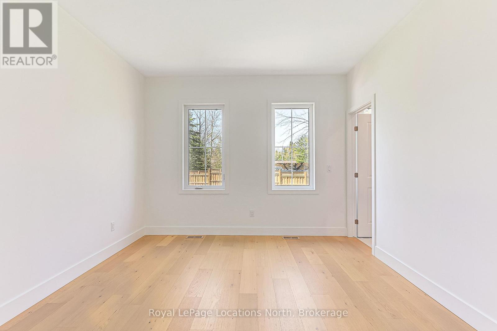 64 52nd Street S, Wasaga Beach, Ontario  L9Z 1W8 - Photo 33 - S12272991