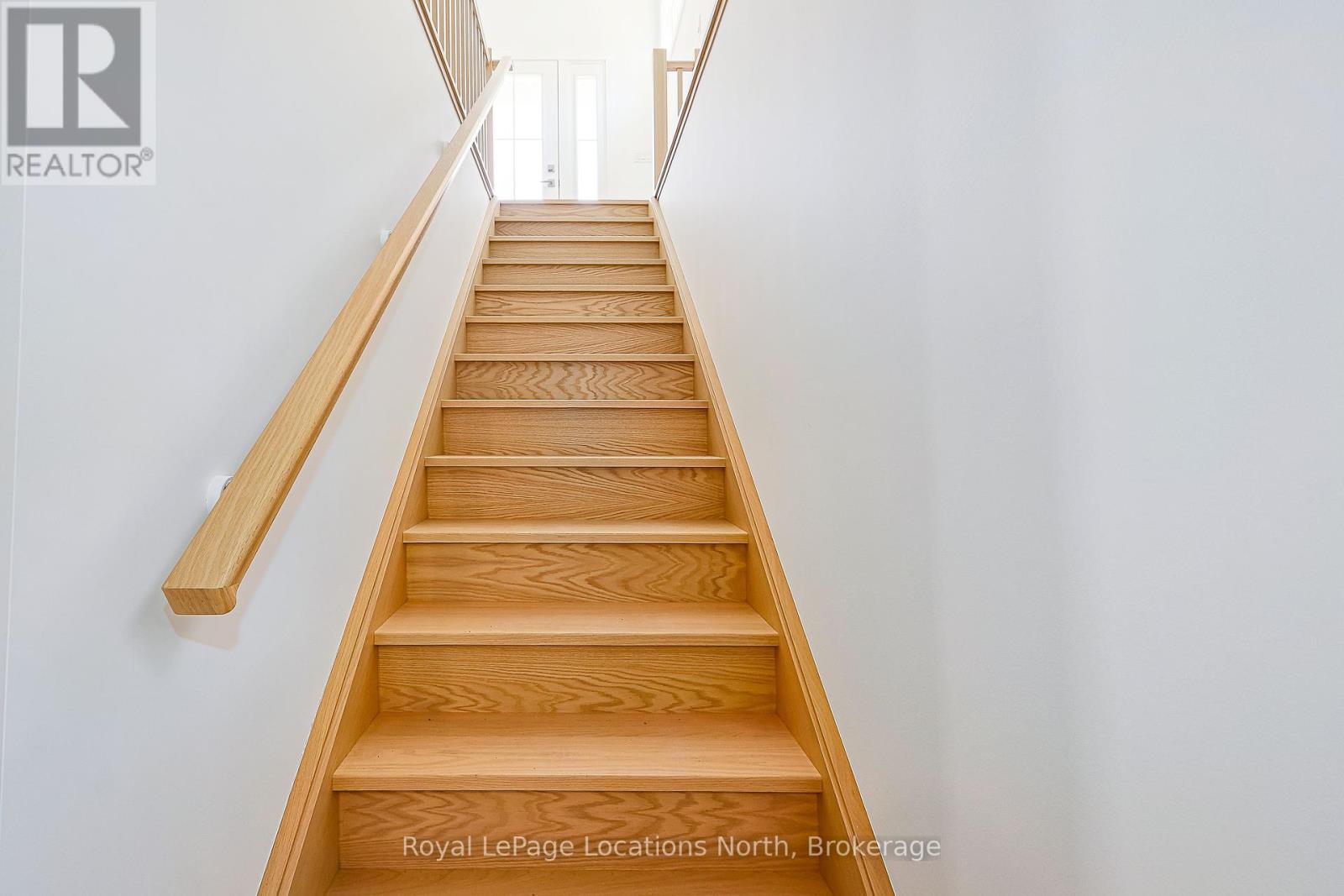64 52nd Street S, Wasaga Beach, Ontario  L9Z 1W8 - Photo 35 - S12272991