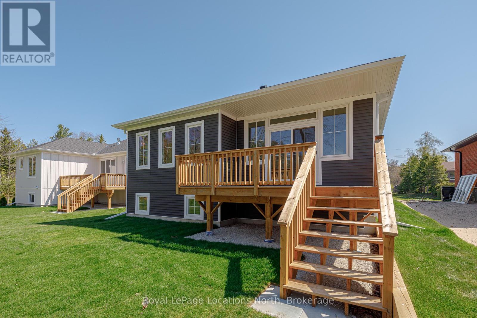 64 52nd Street S, Wasaga Beach, Ontario  L9Z 1W8 - Photo 41 - S12272991
