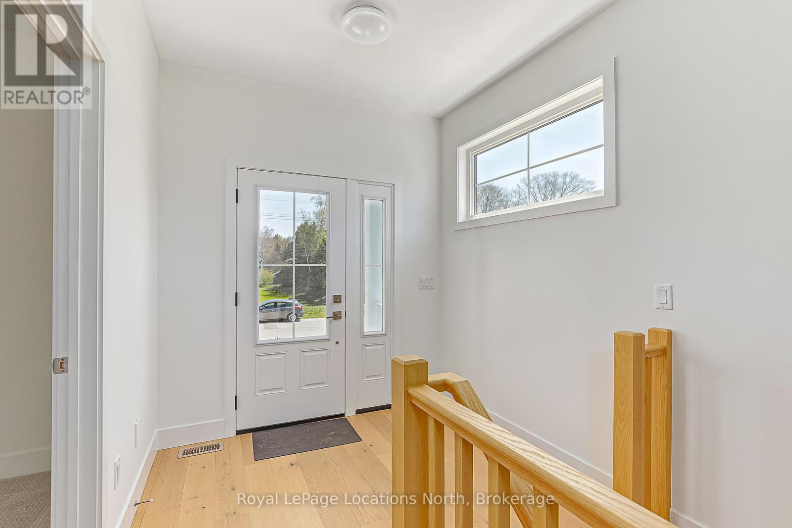 64 52nd Street S, Wasaga Beach, Ontario  L9Z 1W8 - Photo 8 - S12272991