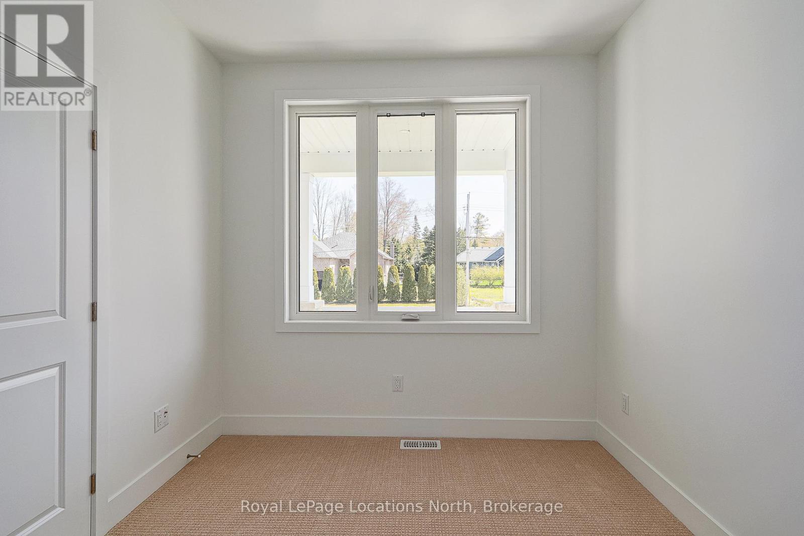 60 52nd Street S, Wasaga Beach, Ontario  L0M 1P0 - Photo 18 - S12272994