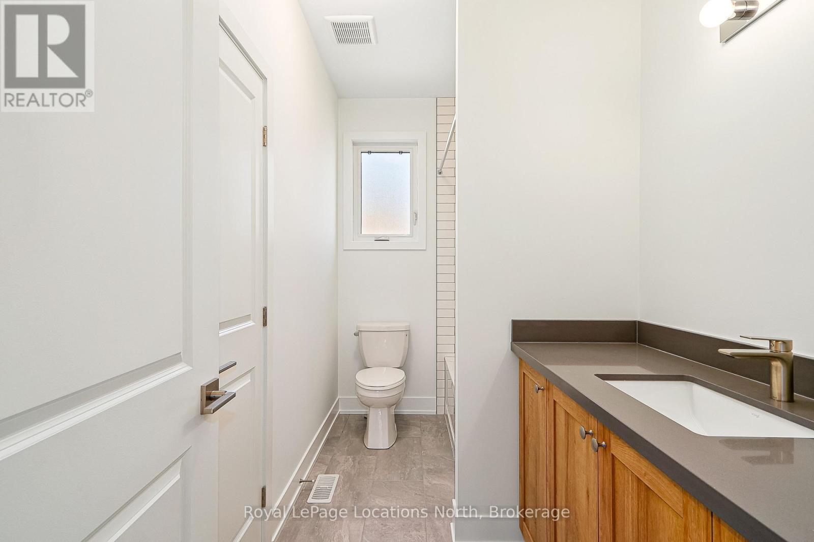 60 52nd Street S, Wasaga Beach, Ontario  L0M 1P0 - Photo 24 - S12272994
