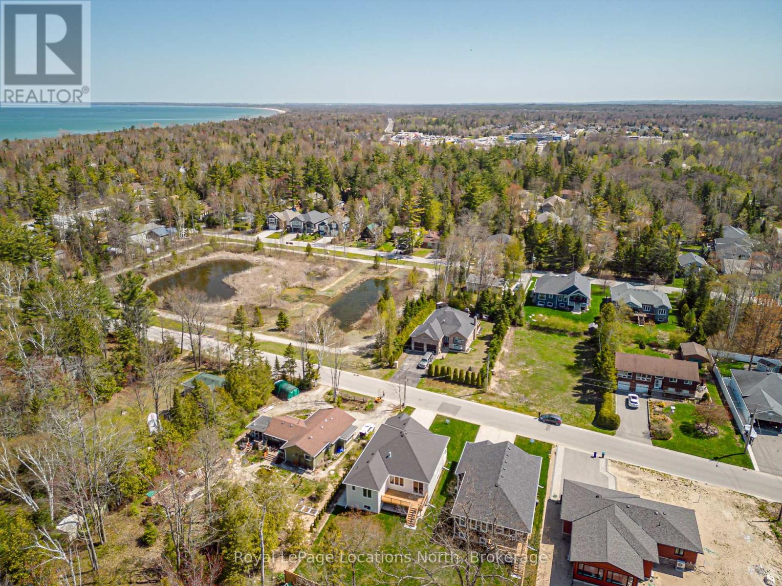 60 52nd Street S, Wasaga Beach, Ontario  L0M 1P0 - Photo 48 - S12272994