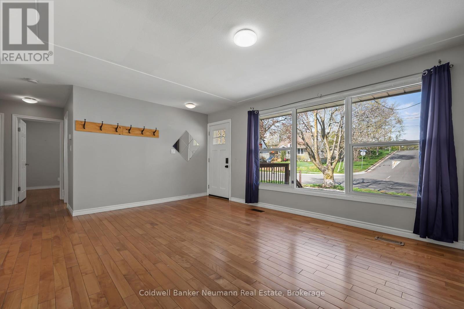 56 Ridgewood Avenue, Guelph, Ontario  N1H 6C5 - Photo 6 - X12272819