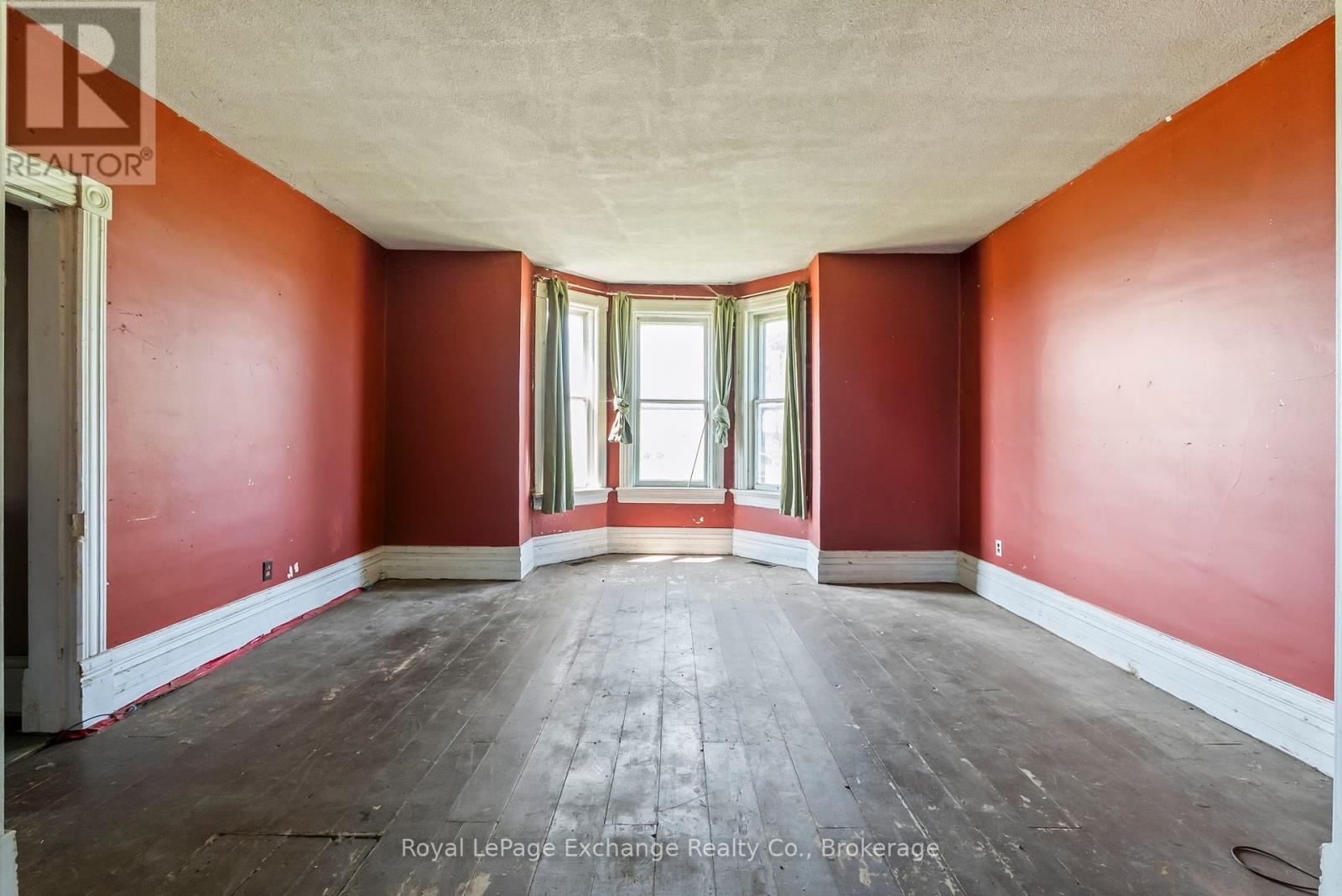 728 North Line, Kincardine, Ontario  N2Z 2X4 - Photo 13 - X12272874
