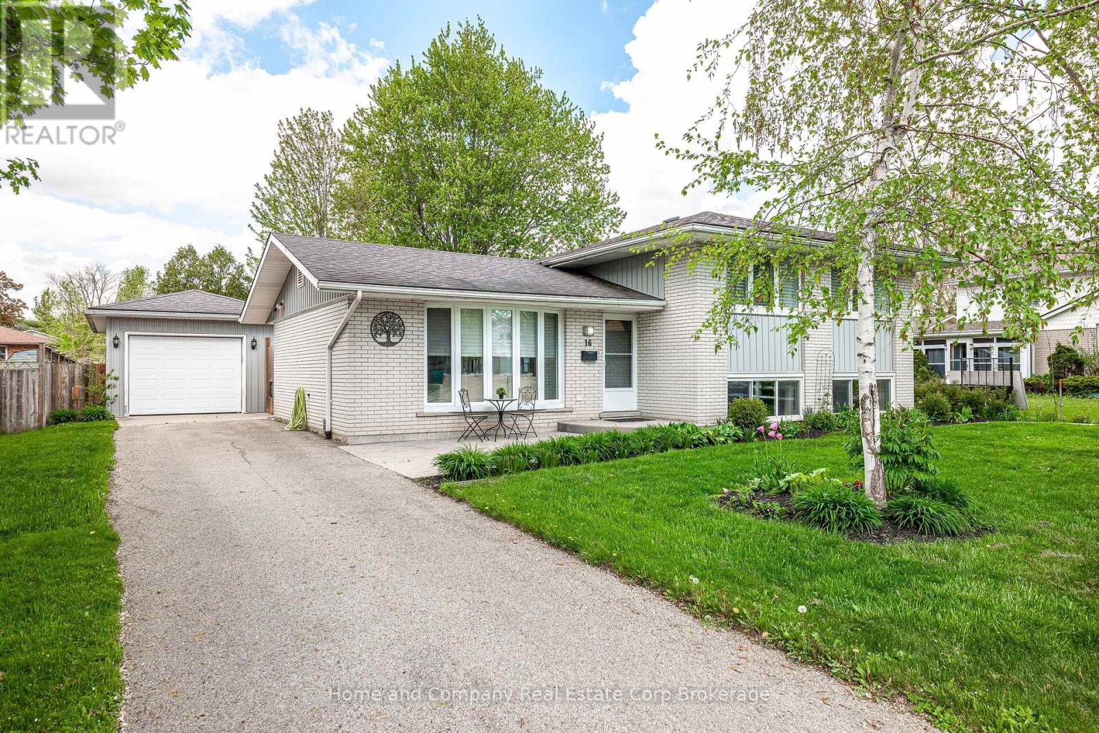 Property at 16 FEICK CRESCENT image 1
