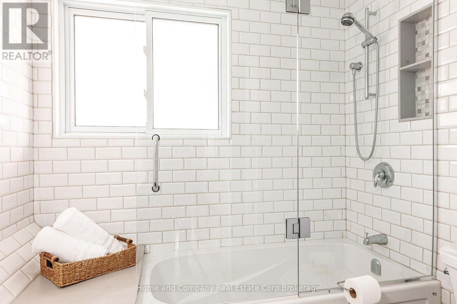 16 Feick Crescent, Stratford, Ontario  N5A 5X2 - Photo 12 - X12272989