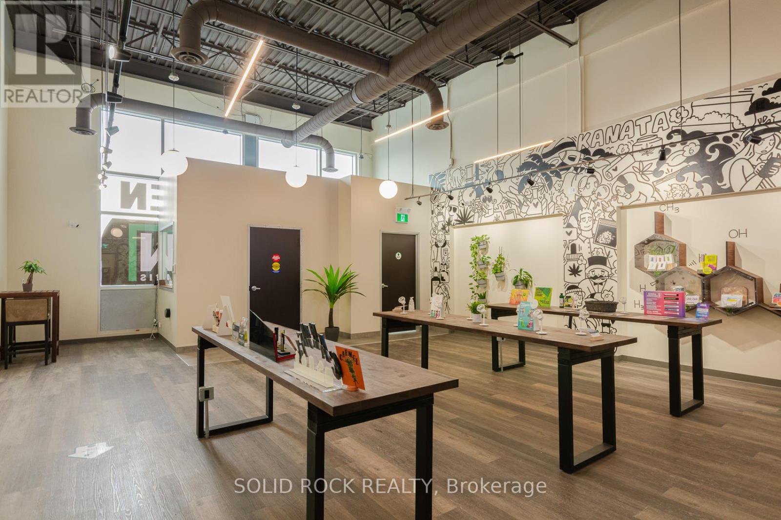 767 Silver Seven Road, Ottawa, Ontario  K2V 0H1 - Photo 11 - X12272802