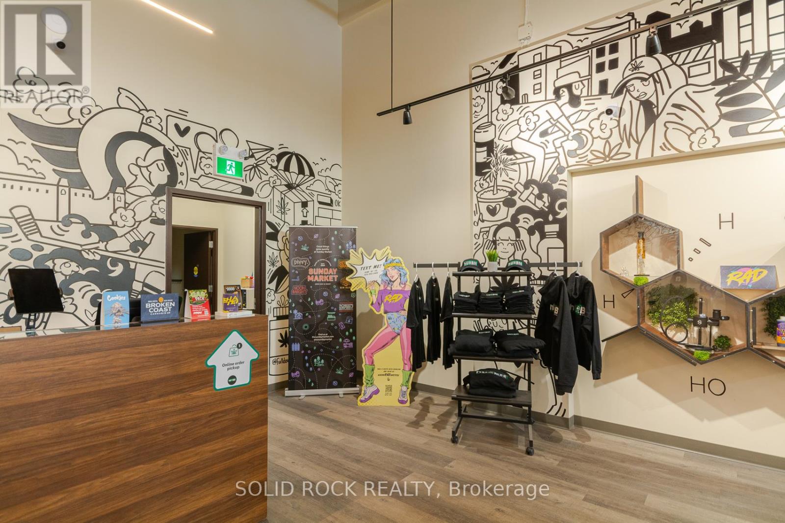 767 Silver Seven Road, Ottawa, Ontario  K2V 0H1 - Photo 12 - X12272802