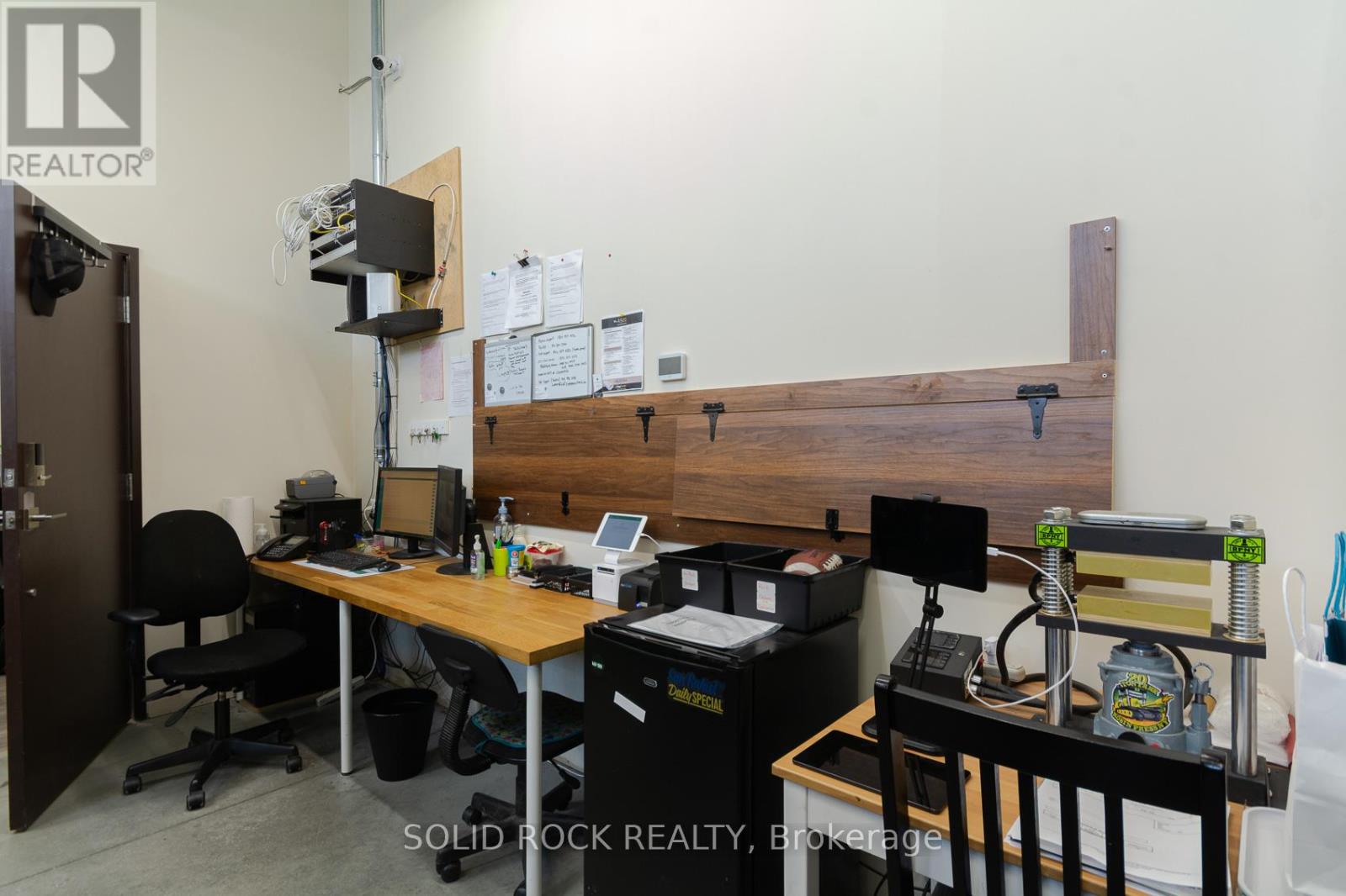 767 Silver Seven Road, Ottawa, Ontario  K2V 0H1 - Photo 20 - X12272802