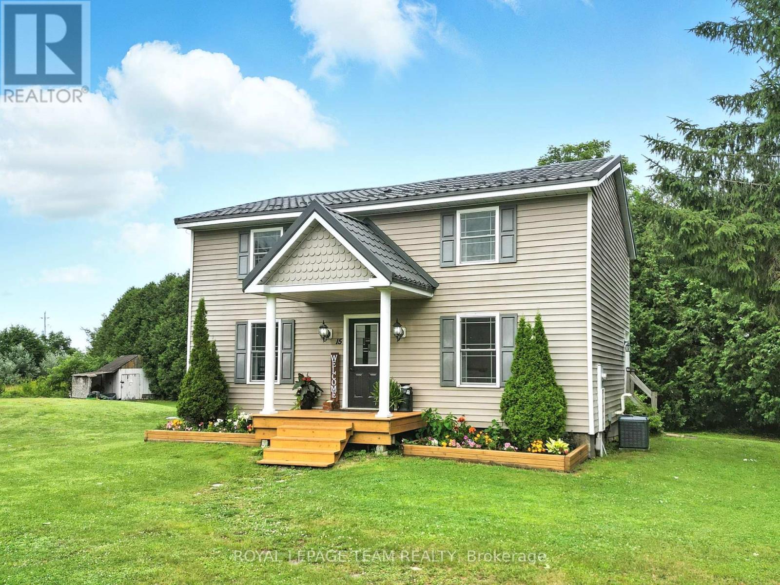 15 Main Street, Merrickville-Wolford, Ontario  K0G 1G0 - Photo 2 - X12272892
