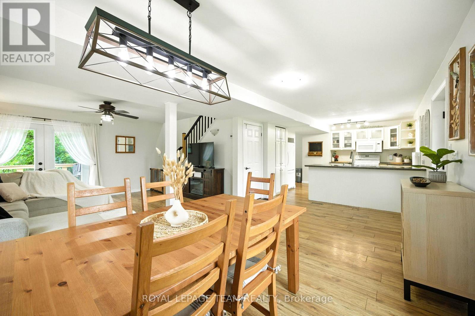 15 Main Street, Merrickville-Wolford, Ontario  K0G 1G0 - Photo 8 - X12272892