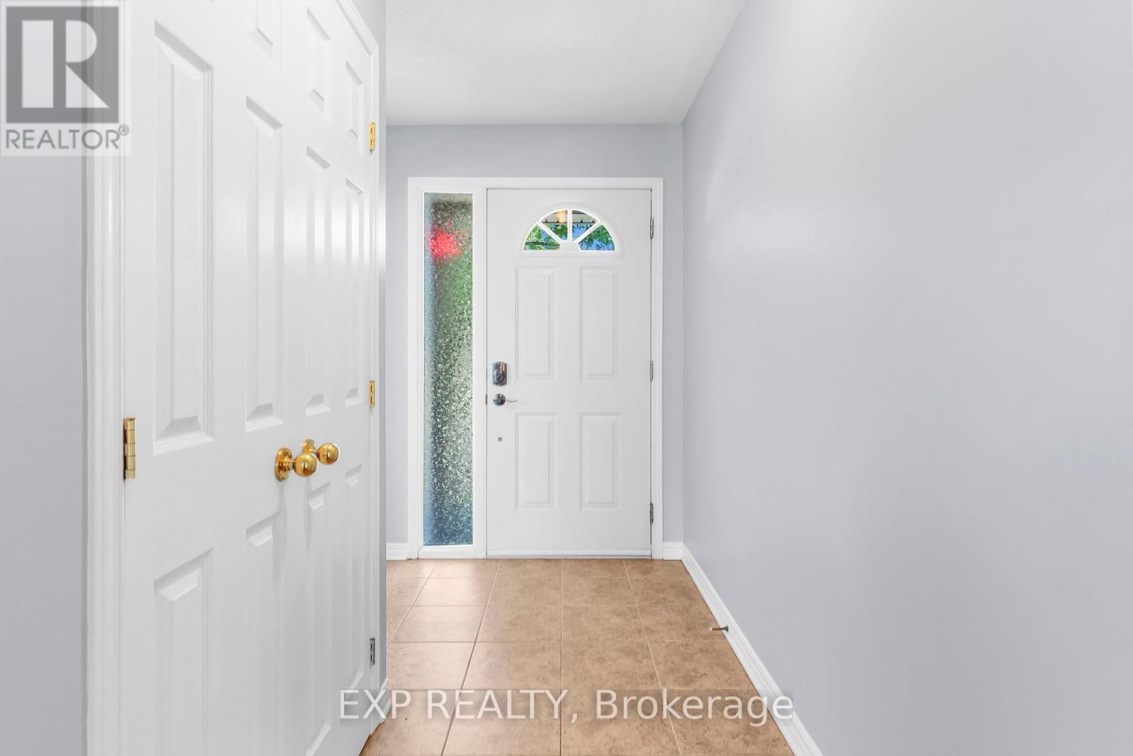 Property at 114 ECHOWOODS AVENUE image 3
