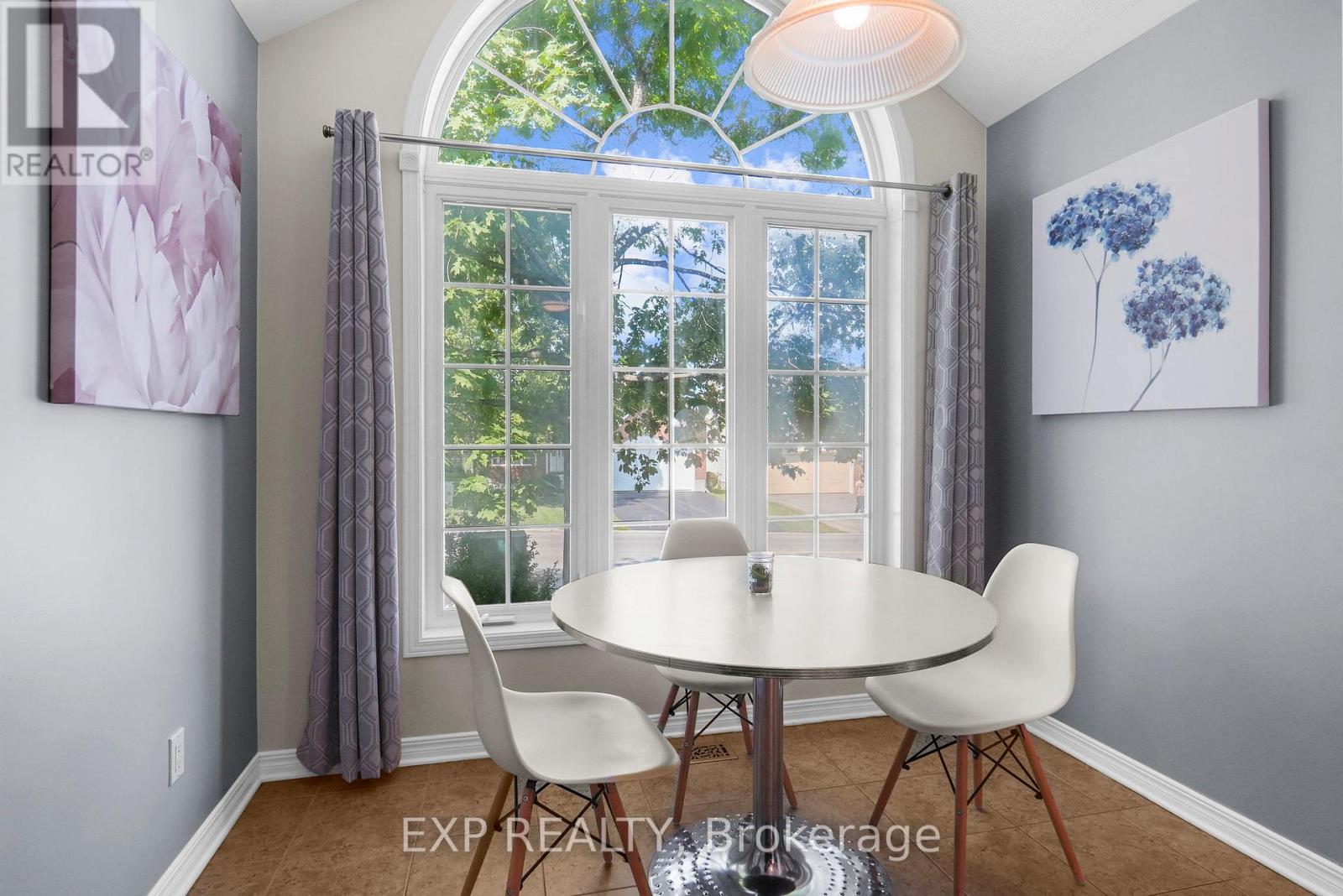 Property at 114 ECHOWOODS AVENUE image 4
