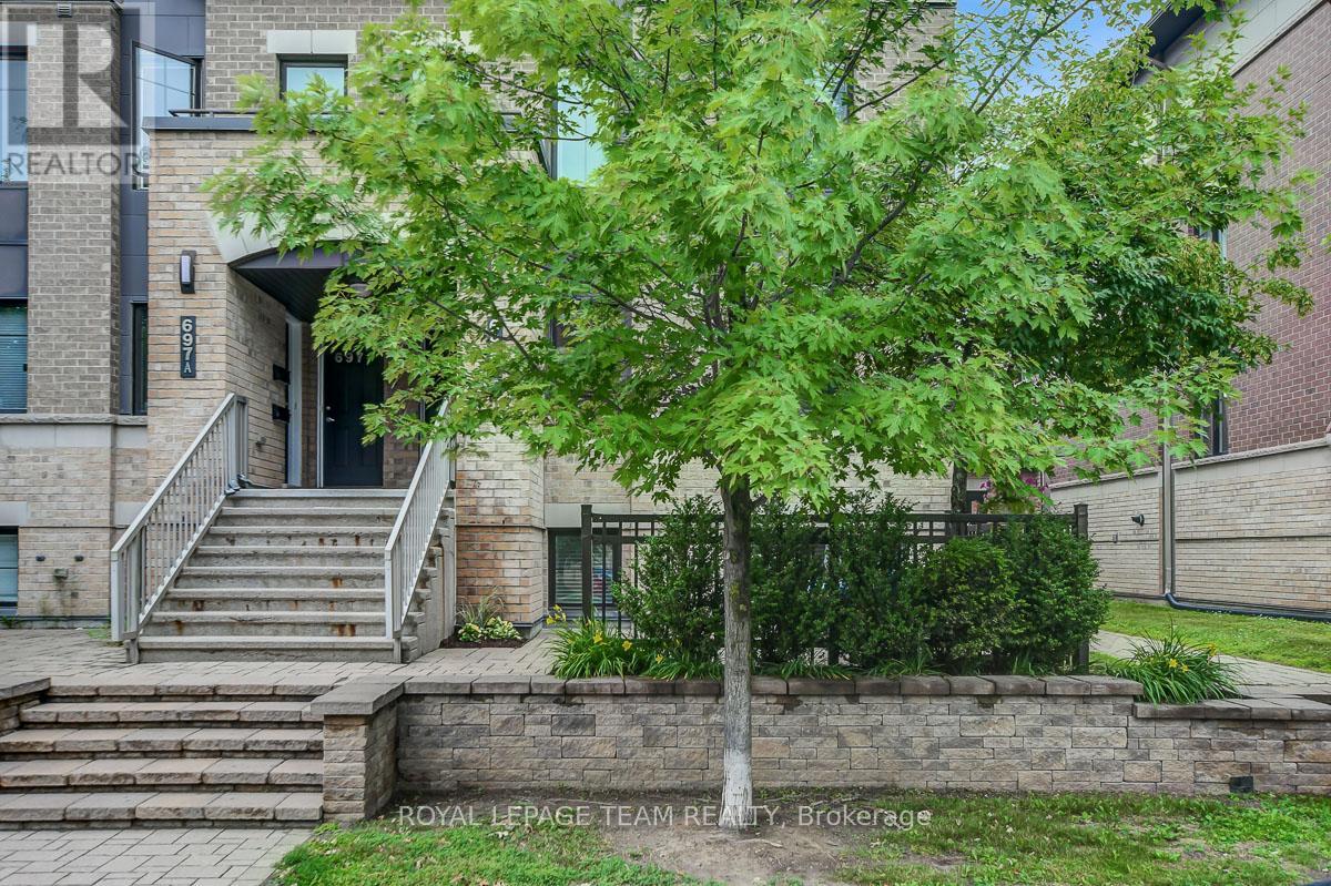 Property at 695A SUE HOLLOWAY DRIVE image 3