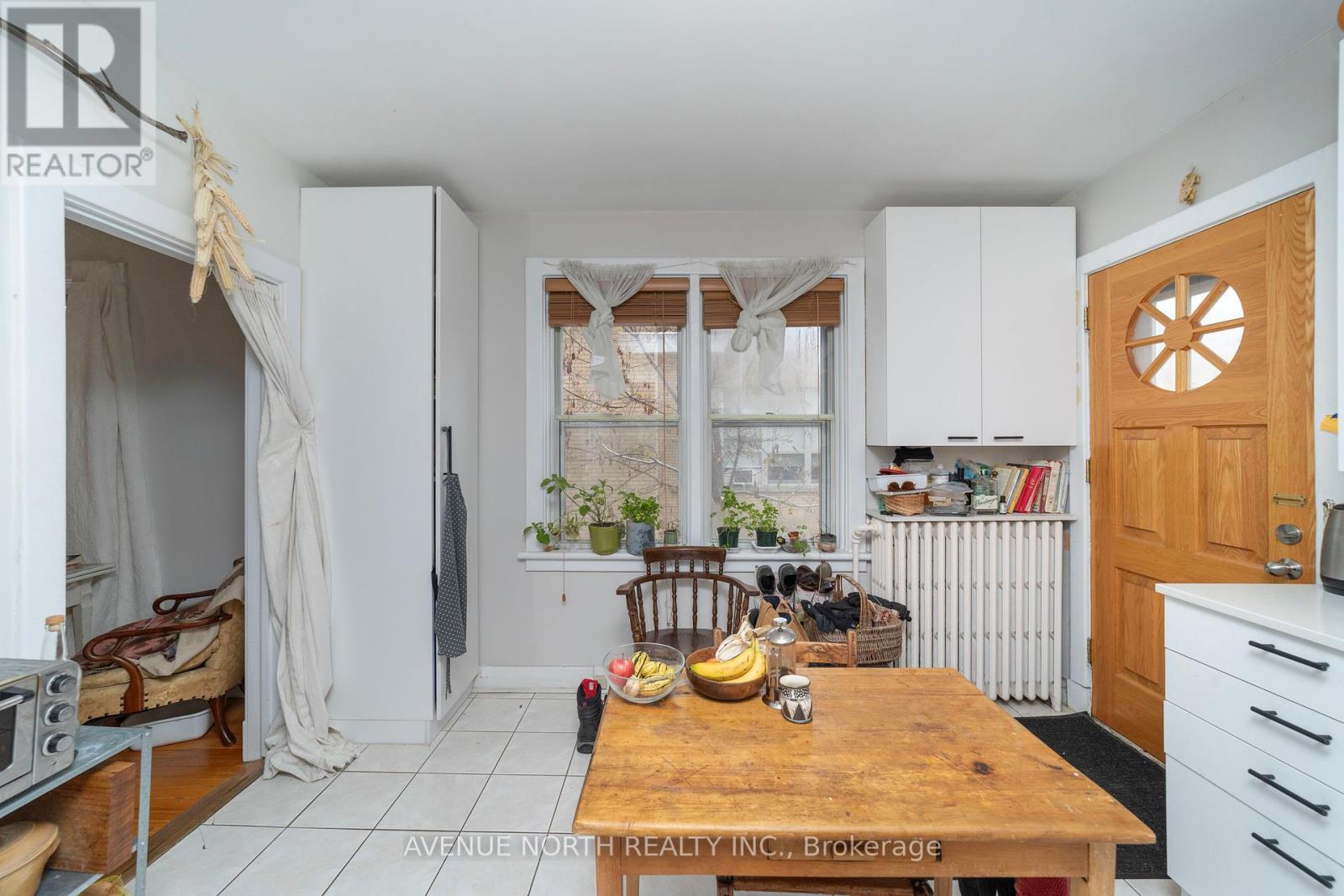 40 Vaughan Street, Ottawa, Ontario  K1M 1X1 - Photo 11 - X12272941