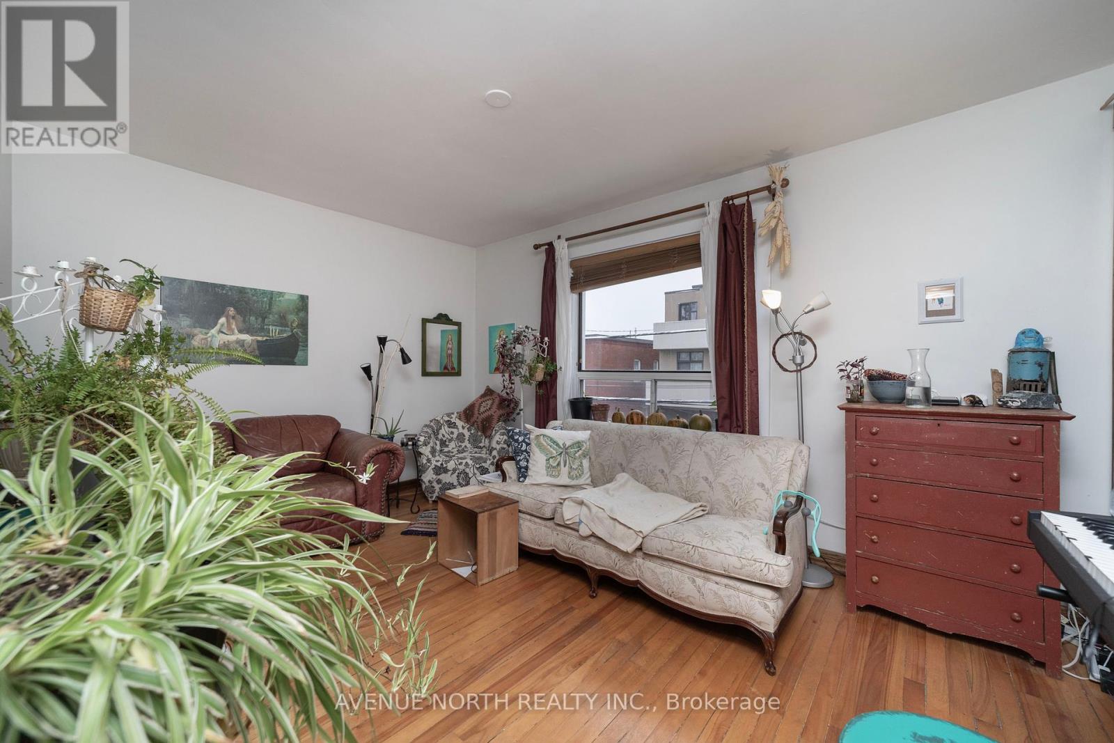 40 Vaughan Street, Ottawa, Ontario  K1M 1X1 - Photo 19 - X12272941
