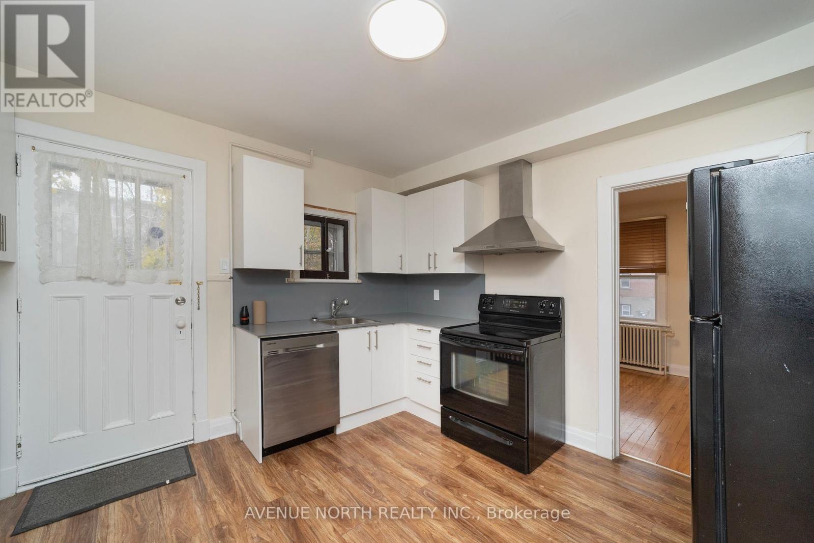 40 Vaughan Street, Ottawa, Ontario  K1M 1X1 - Photo 24 - X12272941