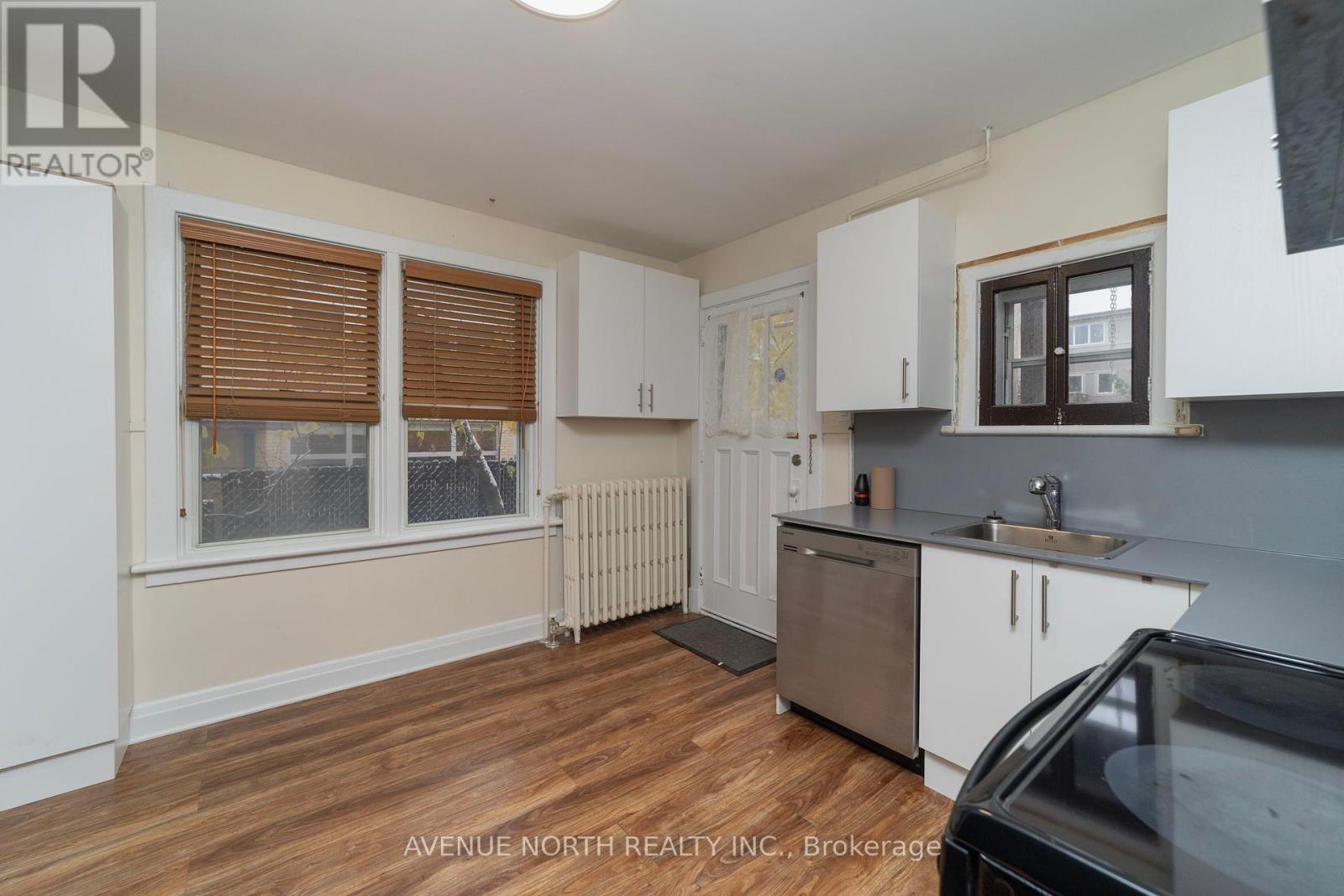 40 Vaughan Street, Ottawa, Ontario  K1M 1X1 - Photo 28 - X12272941