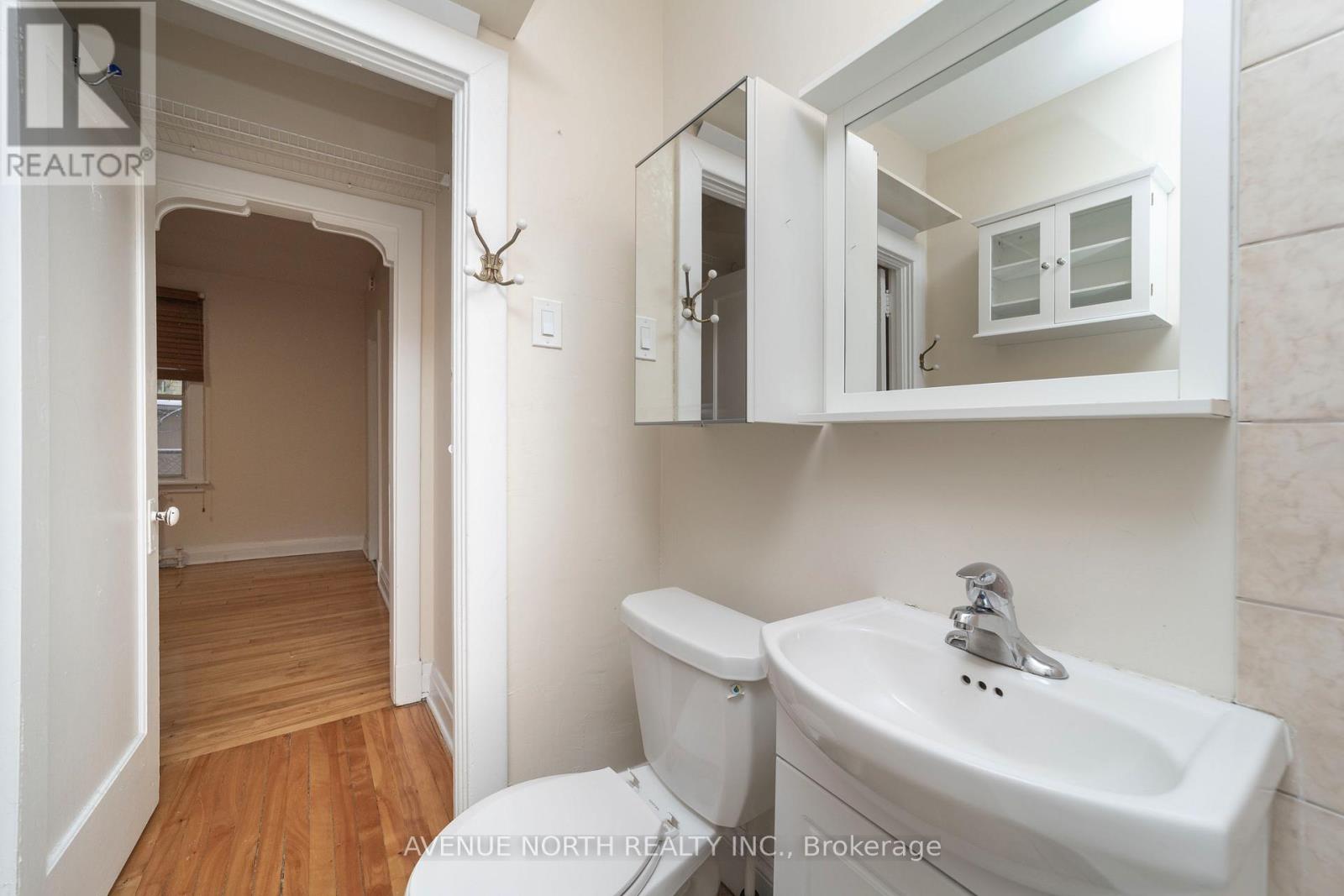 40 Vaughan Street, Ottawa, Ontario  K1M 1X1 - Photo 43 - X12272941