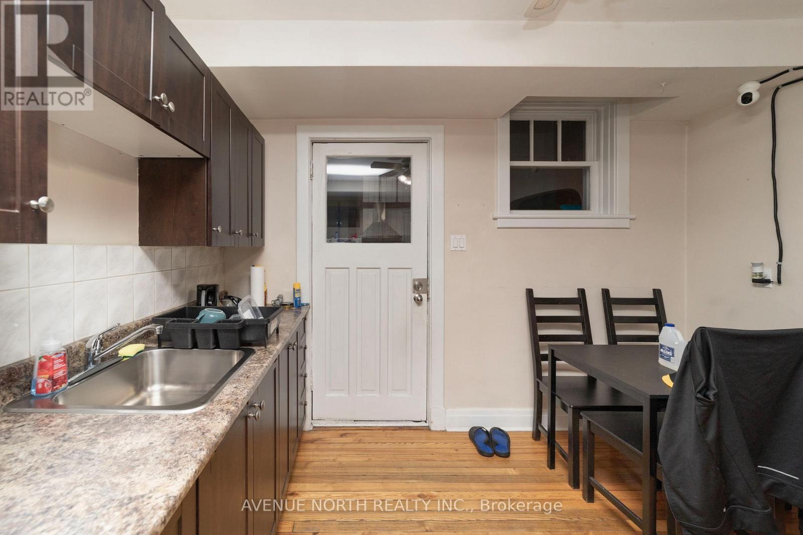 40 Vaughan Street, Ottawa, Ontario  K1M 1X1 - Photo 44 - X12272941