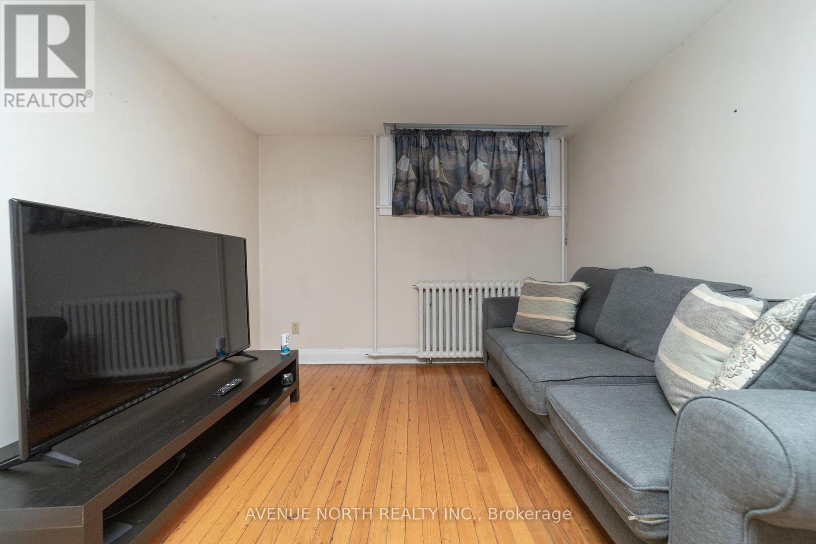 40 Vaughan Street, Ottawa, Ontario  K1M 1X1 - Photo 46 - X12272941