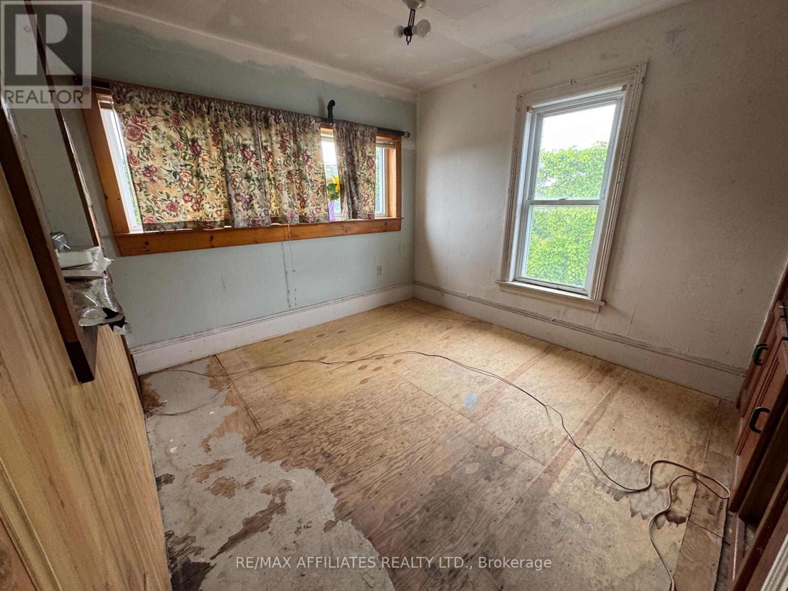 12 Helen Street, Smiths Falls, Ontario  K7A 2M3 - Photo 20 - X12272943