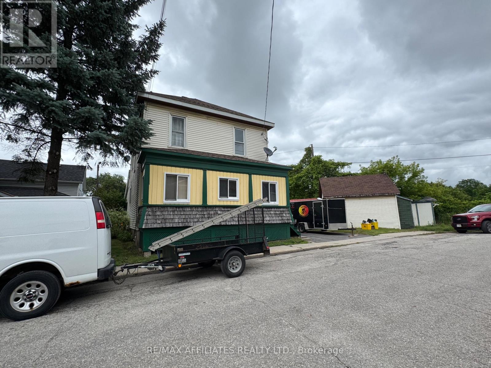 12 Helen Street, Smiths Falls, Ontario  K7A 2M3 - Photo 4 - X12272943