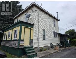 12 Helen Street, Smiths Falls, Ca