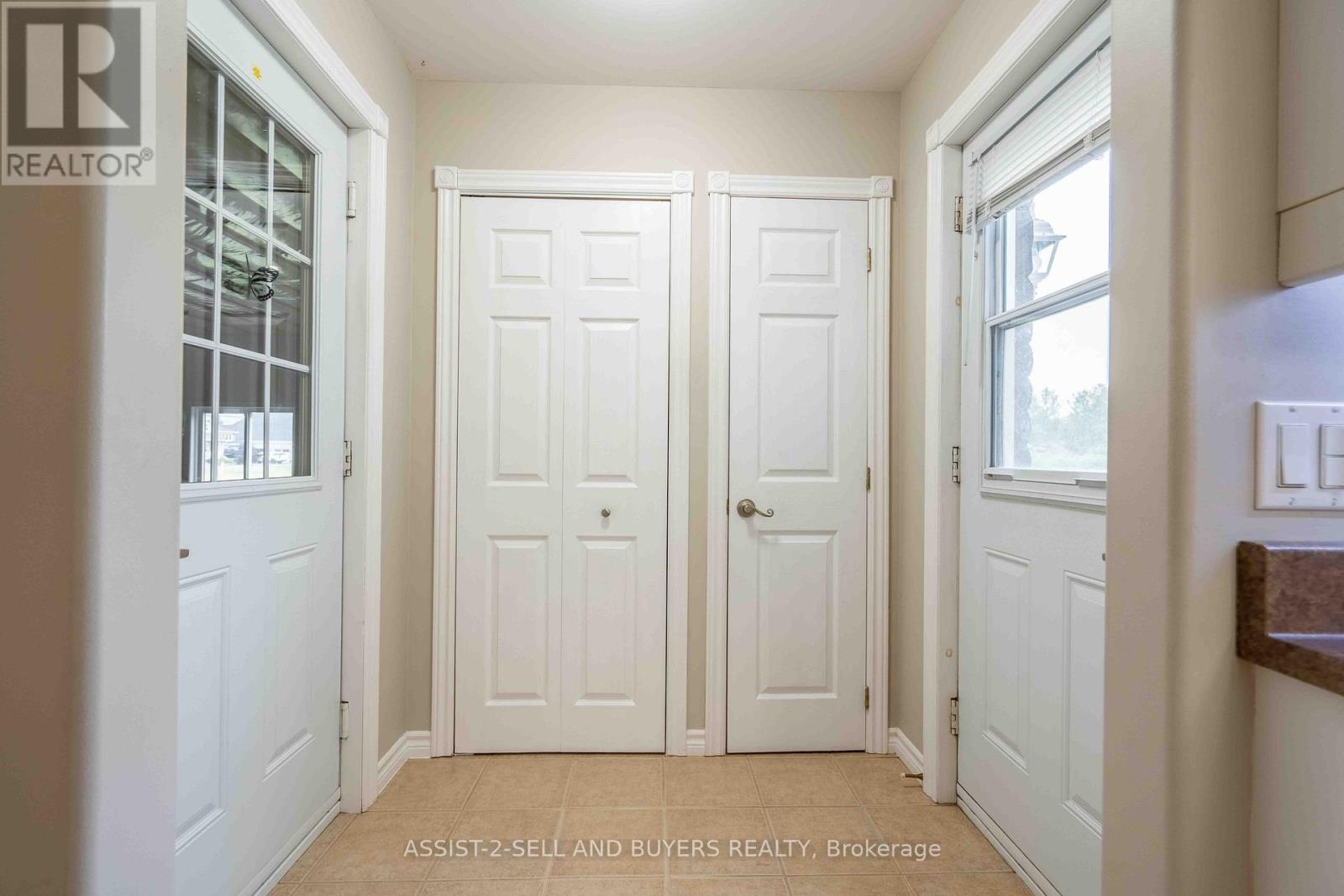 18267 Samuel Drive S, South Glengarry, Ontario  K6H 7J1 - Photo 22 - X12186255