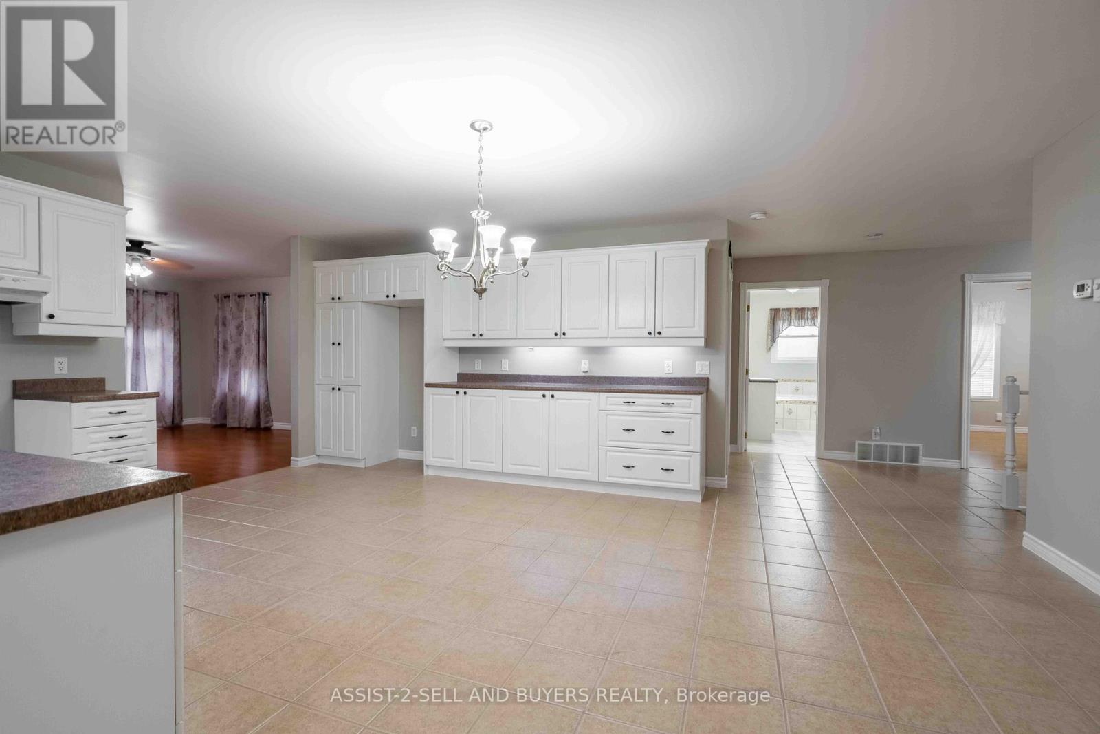 18267 Samuel Drive S, South Glengarry, Ontario  K6H 7J1 - Photo 23 - X12186255