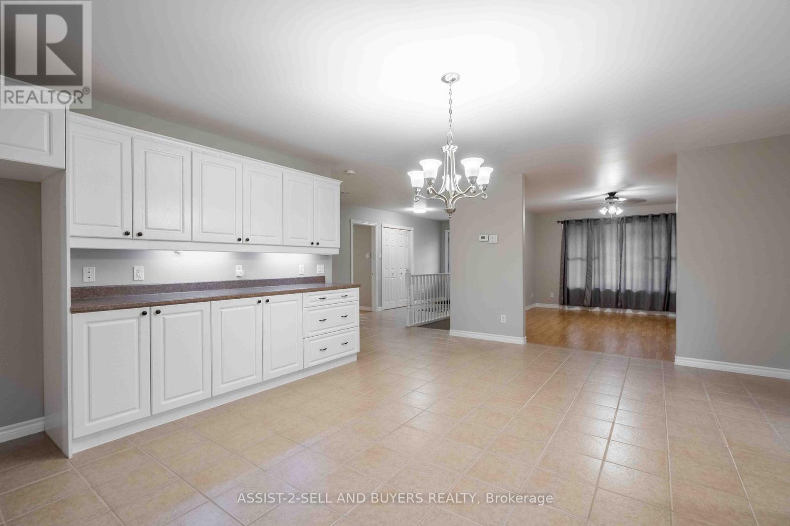 18267 Samuel Drive S, South Glengarry, Ontario  K6H 7J1 - Photo 24 - X12186255