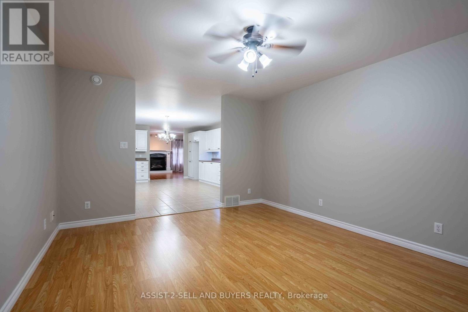 18267 Samuel Drive S, South Glengarry, Ontario  K6H 7J1 - Photo 17 - X12186255