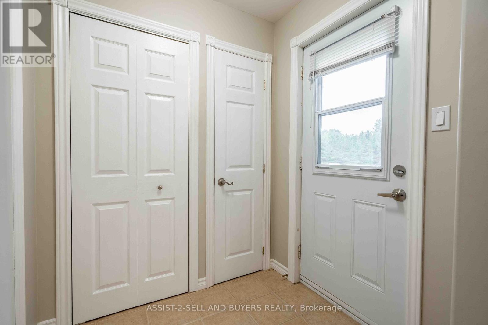 18267 Samuel Drive S, South Glengarry, Ontario  K6H 7J1 - Photo 21 - X12186255