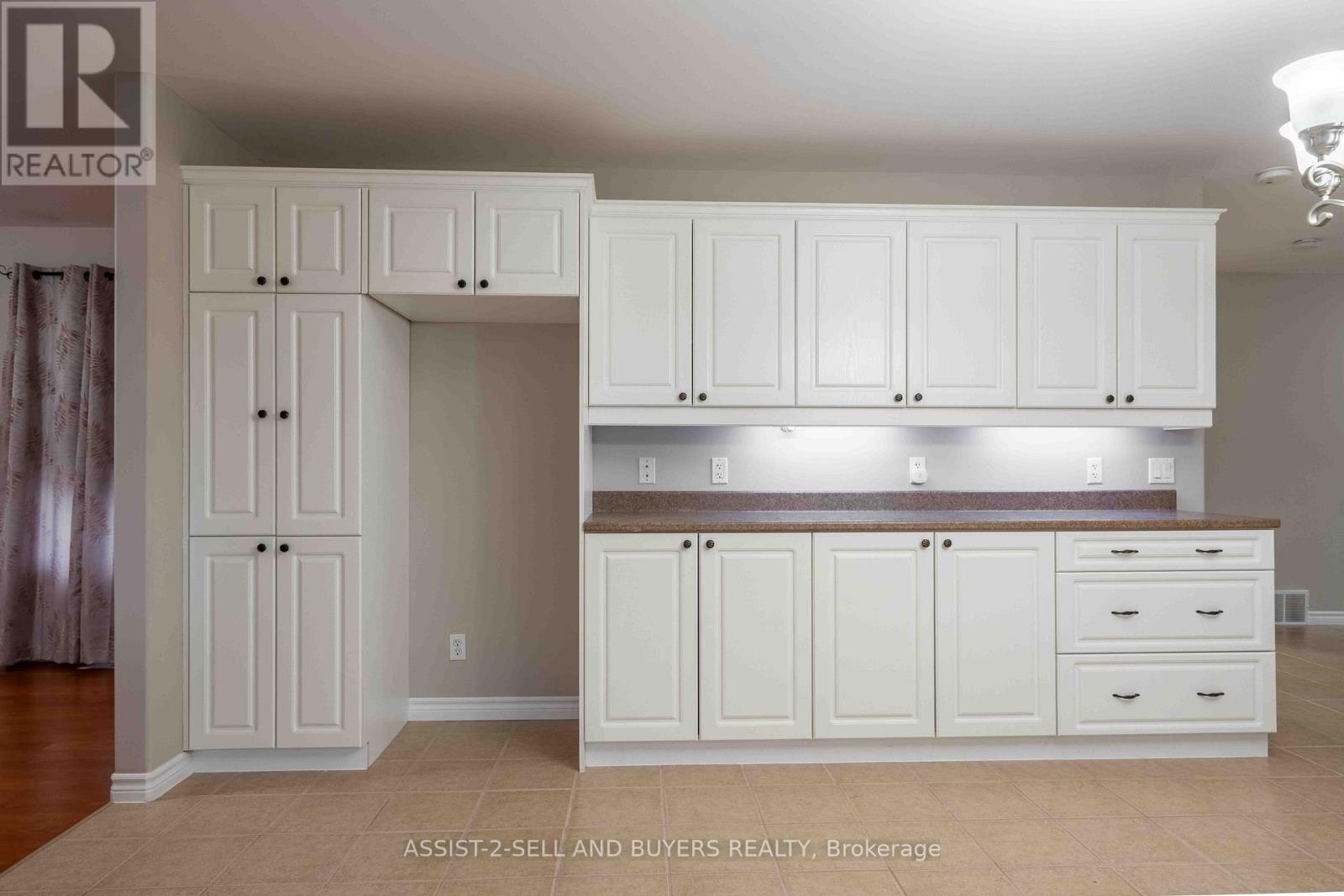 18267 Samuel Drive S, South Glengarry, Ontario  K6H 7J1 - Photo 27 - X12186255