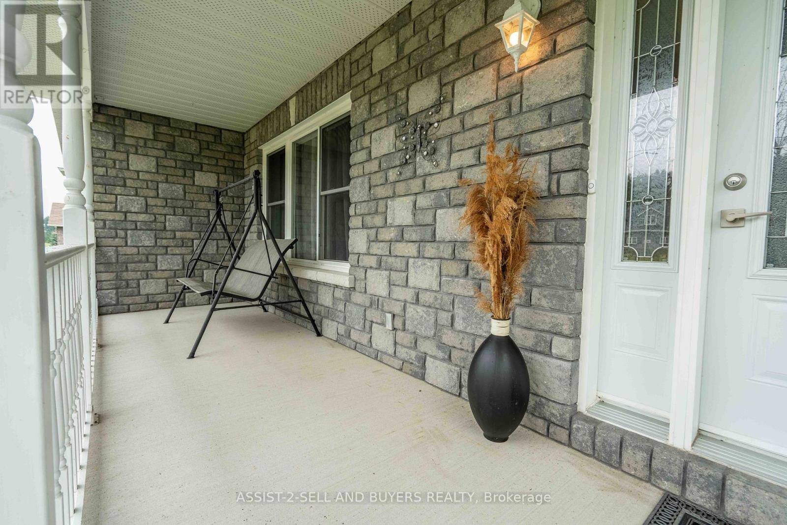Property at 18267 SAMUEL DRIVE S image 4