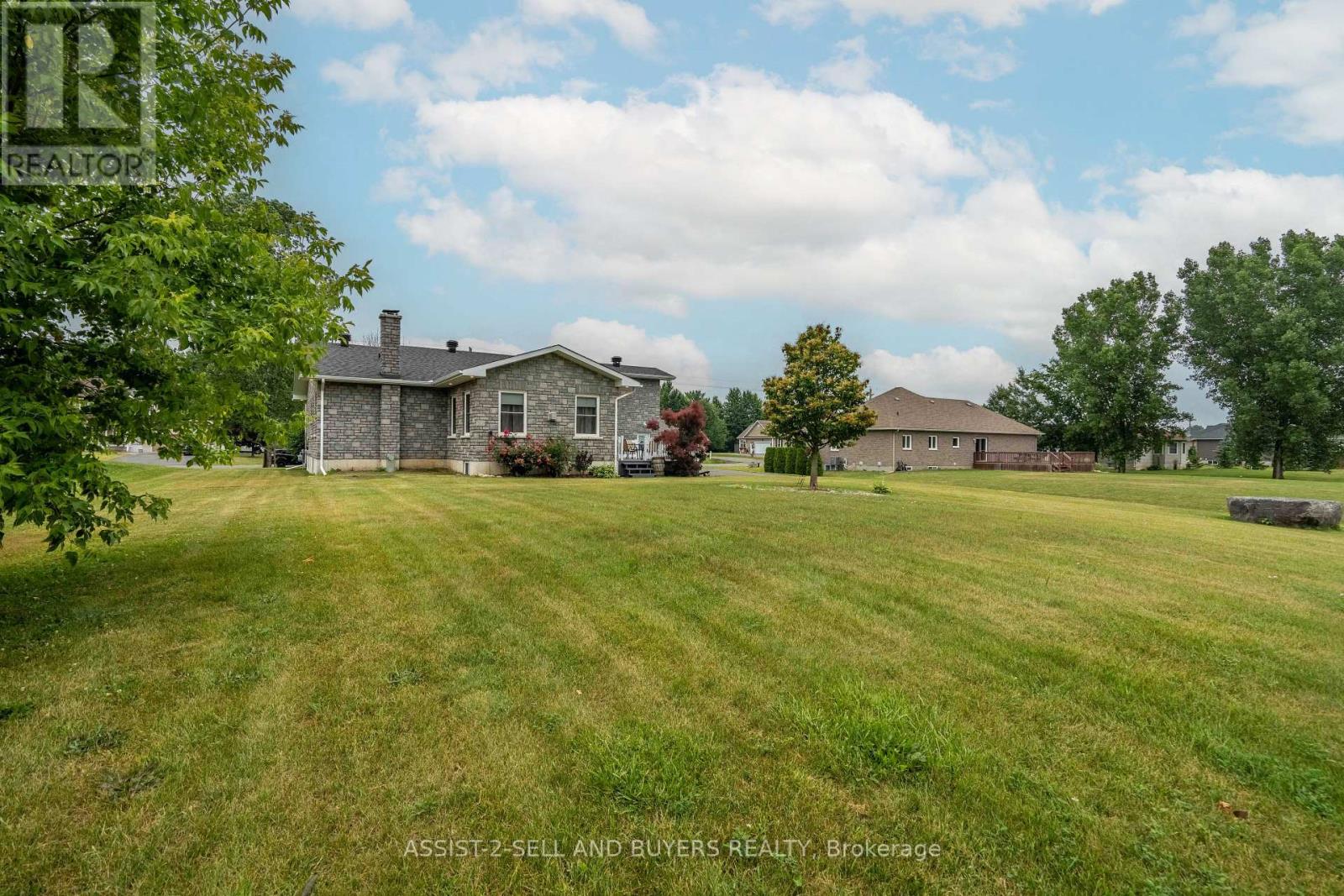 18267 Samuel Drive S, South Glengarry, Ontario  K6H 7J1 - Photo 48 - X12186255