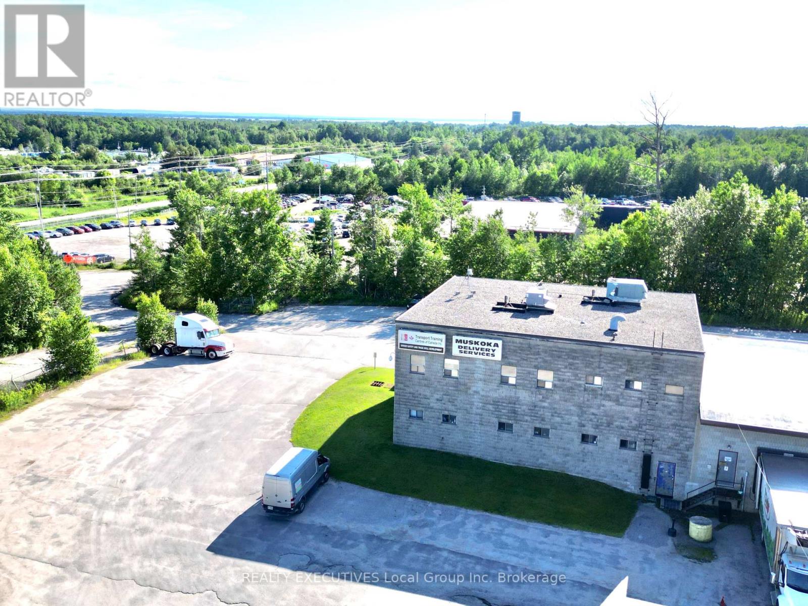 Unit #2 - 25 Willow Drive, North Bay, Ontario  P1A 4A9 - Photo 3 - X12272837