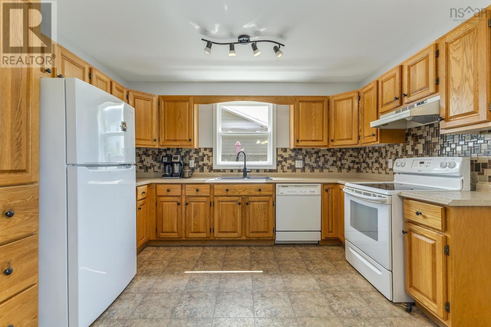 20 Centennial Drive, Antigonish, Nova Scotia  B2G 2Y9 - Photo 10 - 202513807