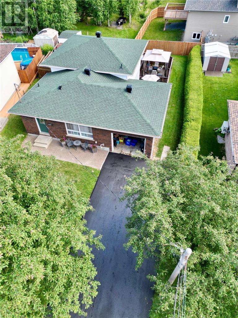 Property at 2509 Dorsett Drive image 1