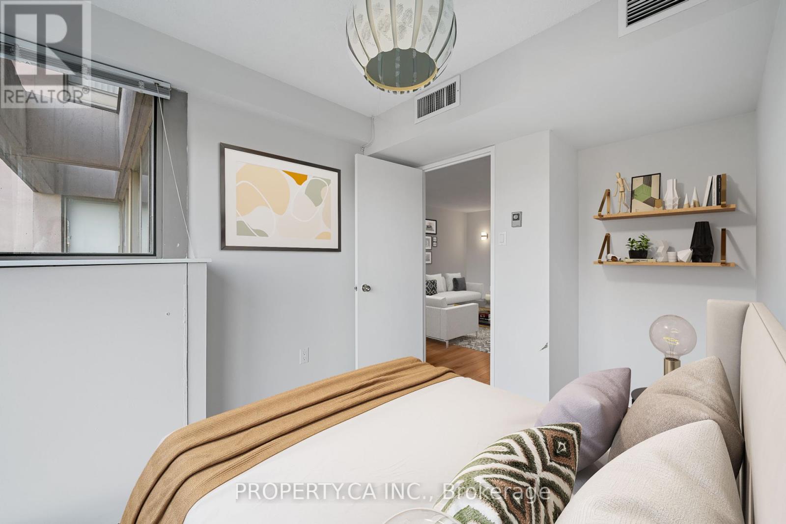 608 - 65 Scadding Avenue, Toronto, Ontario  M5A 4L1 - Photo 4 - C12272687