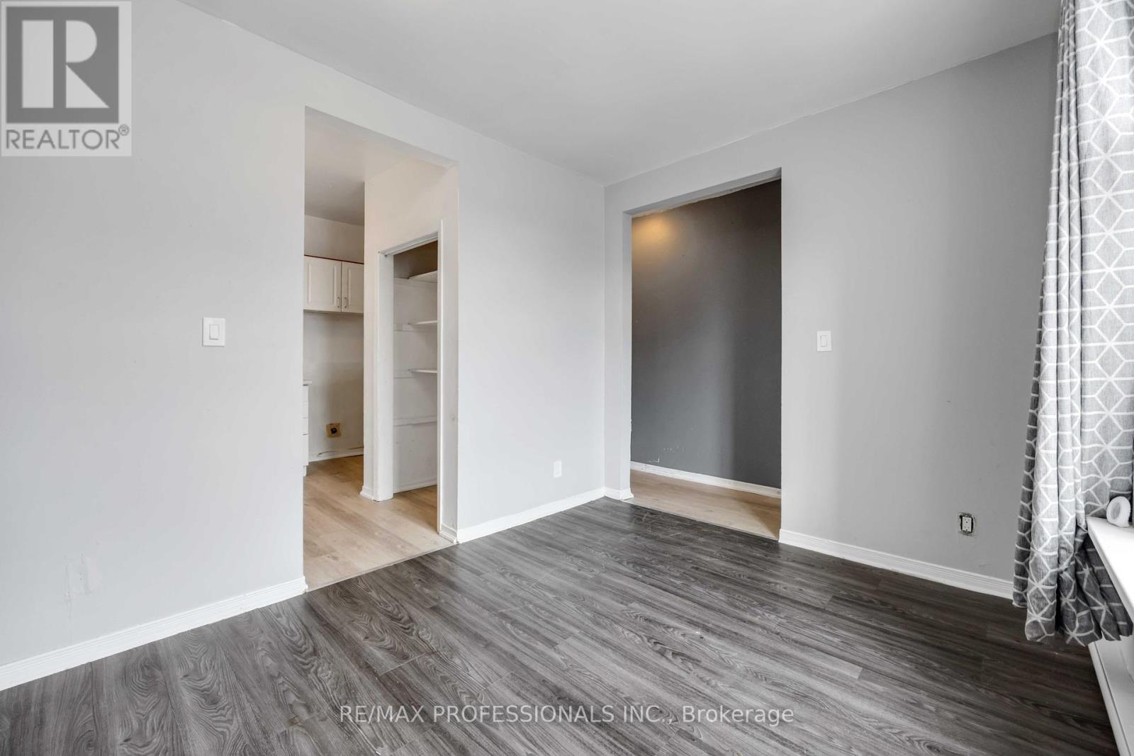 Property at 220 MAIN STREET image 5