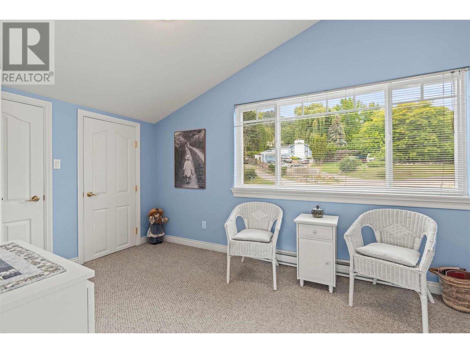 Property at 367 Killarney Way image 5