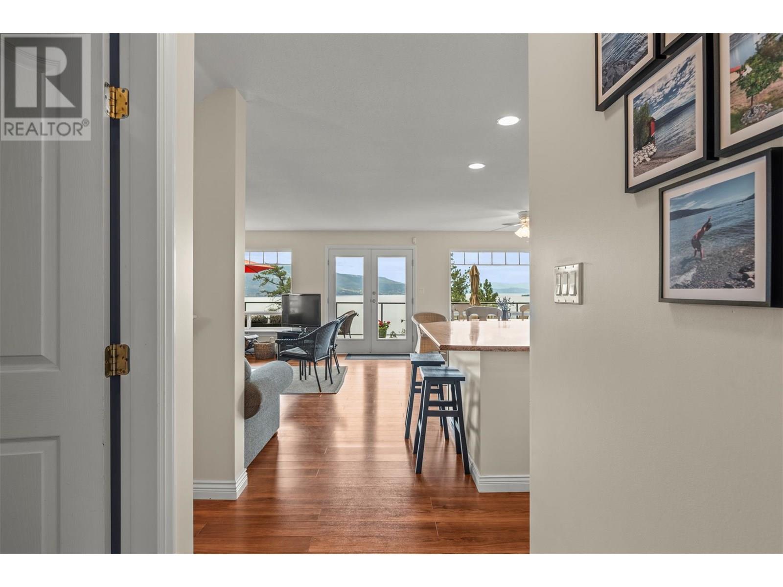 367 Killarney Way, Vernon, British Columbia  V1H 2C5 - Photo 8 - 10354919