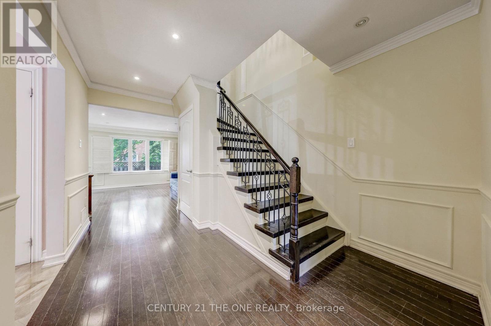 Property at 27 PUGSLEY AVENUE image 5