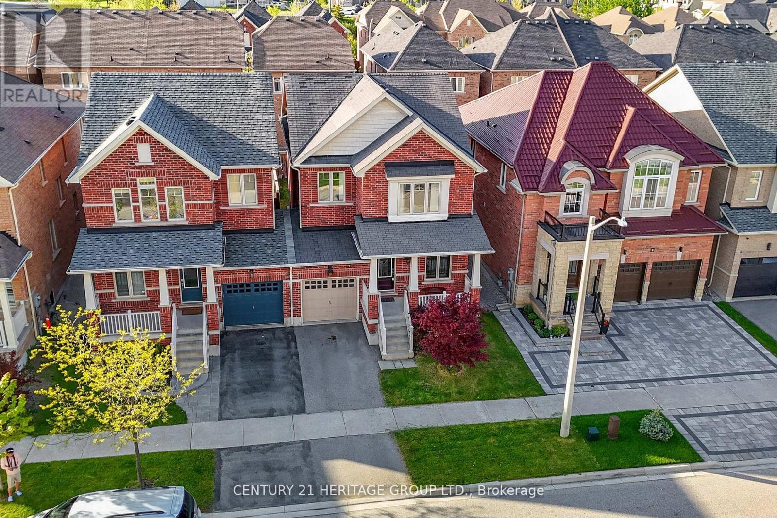 Property at 10 BETONY DRIVE image 2